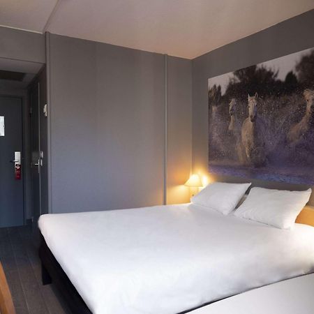Hotel Ibis Arles Esterno foto
