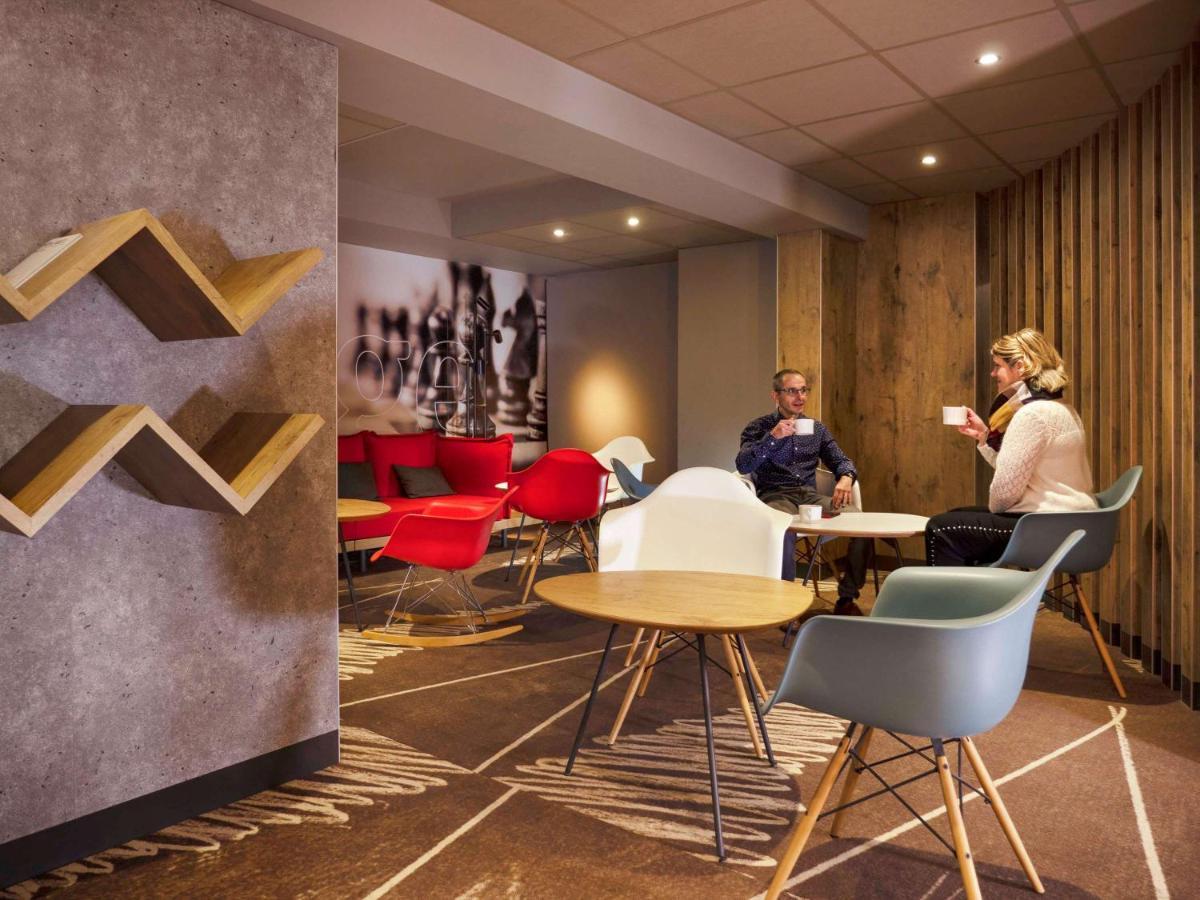 Hotel Ibis Arles Esterno foto