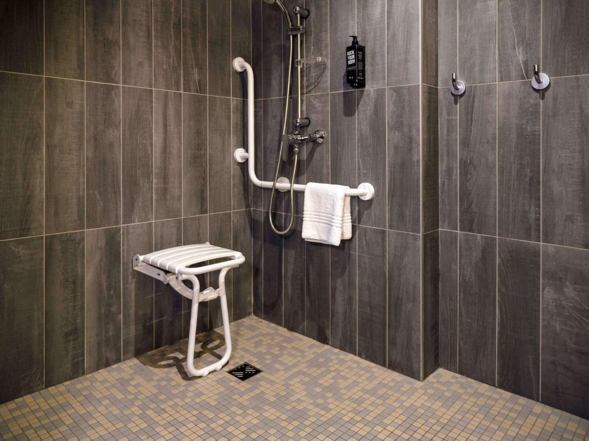Hotel Ibis Arles Esterno foto